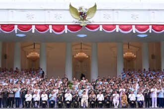 Presiden Prabowo Subianto memimpin Rapat Pimpinan TNI-Polri di Istana Merdeka, Jakarta, Senin (9/2/2026).