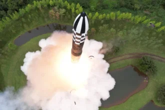 Korut Luncurkan 10 Rudal Balistik ke Laut Jepang, AS-Korsel Sedang Gelar Latihan Militer