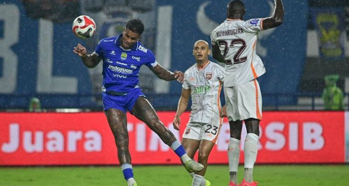 Duel Penentu Puncak Klasemen, Persib Tantang Borneo FC di Segiri