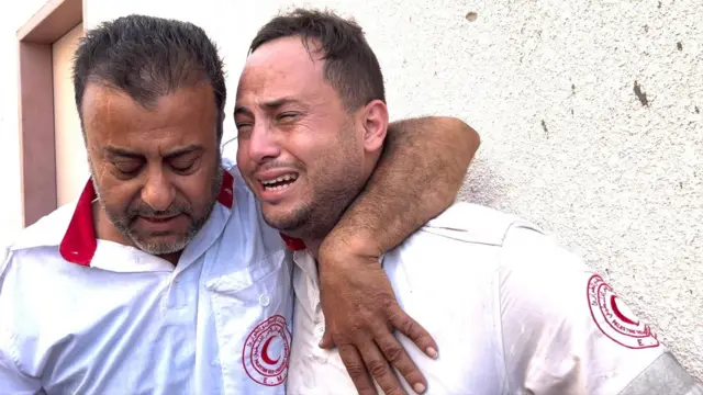Israel Hantam Pusat Kesehatan di Lebanon Selatan, 12 Tenaga Medis Tewas
