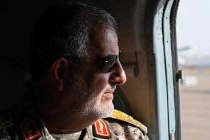 Jenderal Top Garda Revolusi Iran Tantang AS Kirim Kapal Perang ke Selat Hormuz