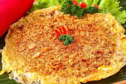 Ilustrasi Kerak Telor Oleh Warta Kota - Karya sendiri, CC BY-SA 4.0, https://commons.wikimedia.org/w/index.php?curid=109273918