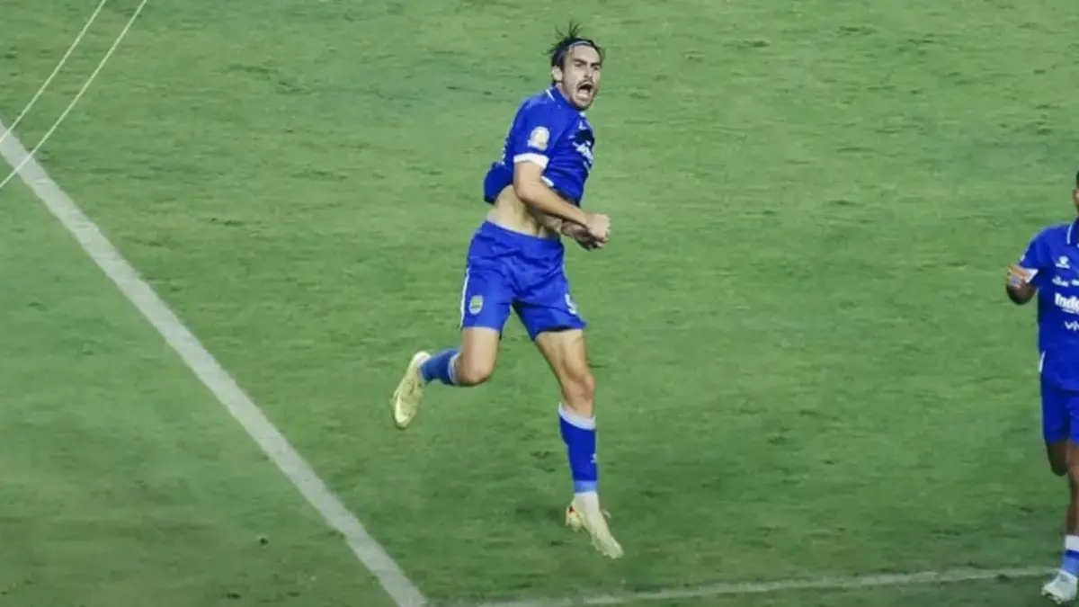 Maung Bandung Hajar Persik Kediri 3-0, Rekor Sempurna di GBLA Terjaga 3 Maung Bandung Hajar Persik Kediri 3-0, Rekor Sempurna di GBLA Terjaga