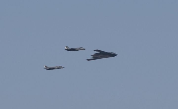 Perang Memanas, Jet Tempur Canggih AS Rontok di Tengah Hujan Bom Iran