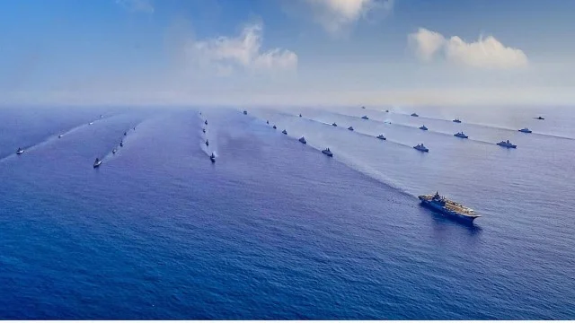 Trump Kerahkan 50 Ribu Prajurit, 200 Jet, dan 2 Kapal Induk untuk Gempur Iran