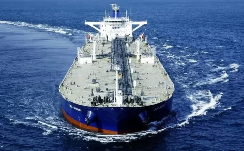 Washington Longgarkan Sanksi Minyak Rusia, 100 Juta Barel yang Transit Terdampak