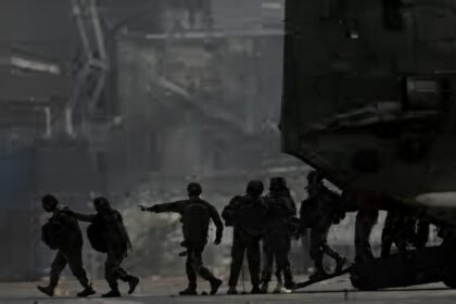 Rudal Iran Luluhlantakkan Kompleks Petrokimia Haifa, Israel Gelap Gulita dan Terancam Bencana Besar