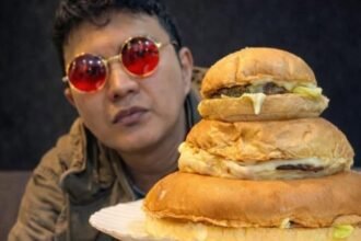 Aldi Taher Bikin "Aldi's Burger Cempaka Putih Rotinya Lembut Dagingnya Juicy Lucy Mahalini Rizky Febian" Meroket