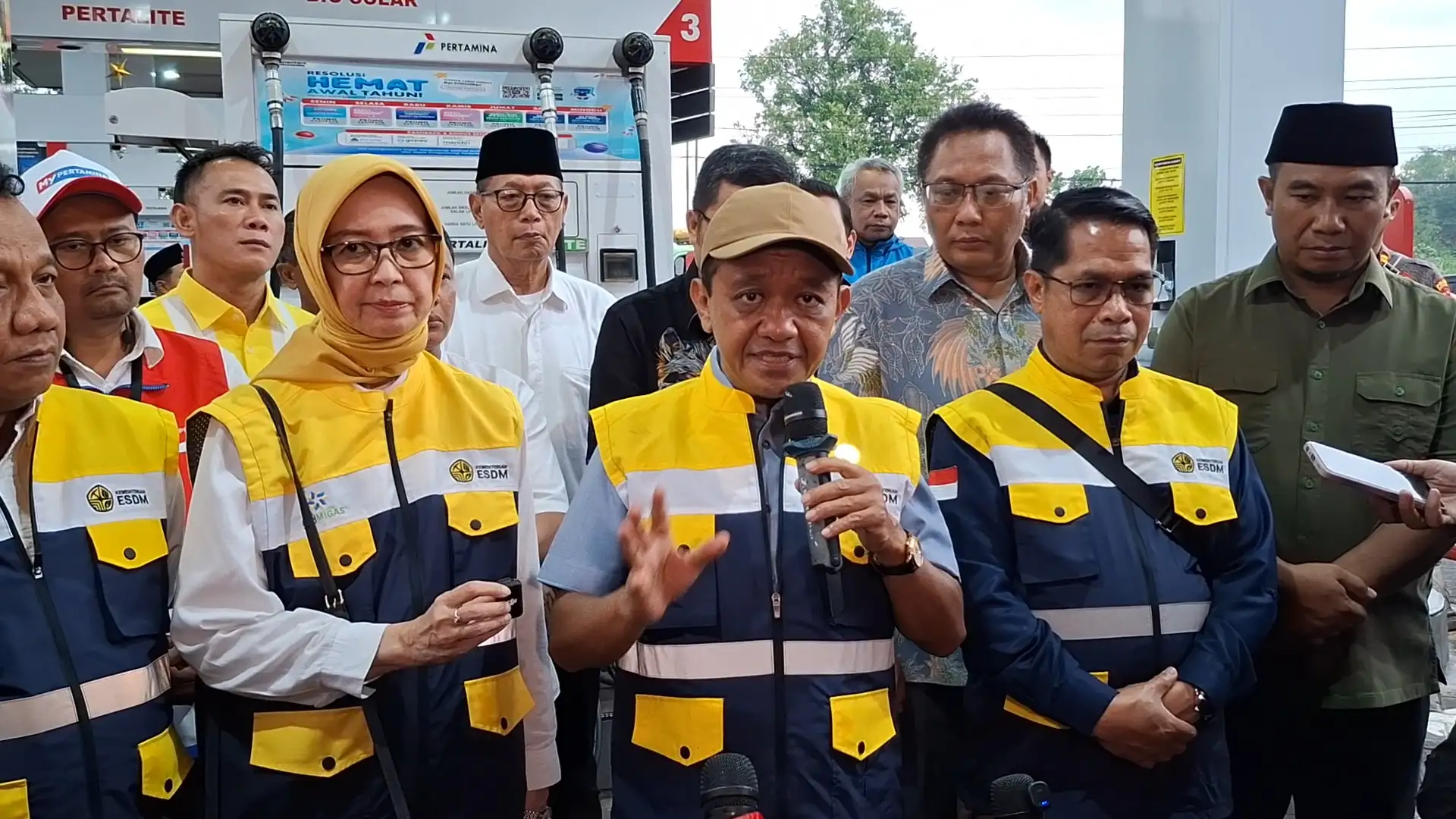 Bahlil Buka-bukaan Stok BBM RI di Tengah Gejolak Timur Tengah, Cukup untuk 20 Hari ke Depan