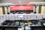 Penampakan Uang Rp214 Miliar dan Puluhan Tas Mewah Barang Bukti Korupsi Tambang