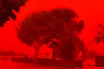 Australia Diselimuti Langit Merah Fenomena Alam yang Tidak Biasa
