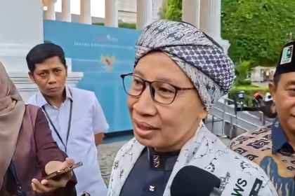 Ulama kharismatik Yahya Zainul Ma’arif atau Buya Yahya