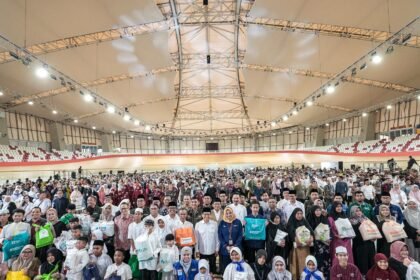 Menko Muhaimin: 2 Juta Paket Zakat Fitrah Dibagikan ke Mustahik se-Indonesia