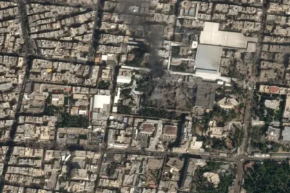 Donald Trump Lihat Foto Jenazah Ayatollah Khamenei, Tertimbun Reruntuhan