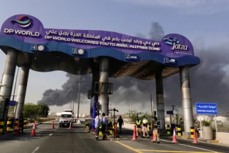 Bandara Ditutup, Jutawan Dubai Berkendara 10 Jam Menuju Riyadh