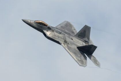 Diduga Kena Tembak, F-35 AS Mendarat Darurat usai Misi di Wilayah Iran
