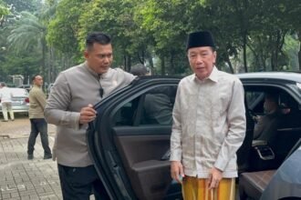 Momen Jokowi Salat Id di GBK Sekaligus Mudik ke Jakarta Demi Cucu