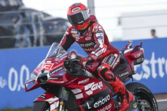Ducati dalam Tekanan, Gigi Dall’Igna Minta Tim Jangan Panik Hadapi Kebangkitan Aprilia
