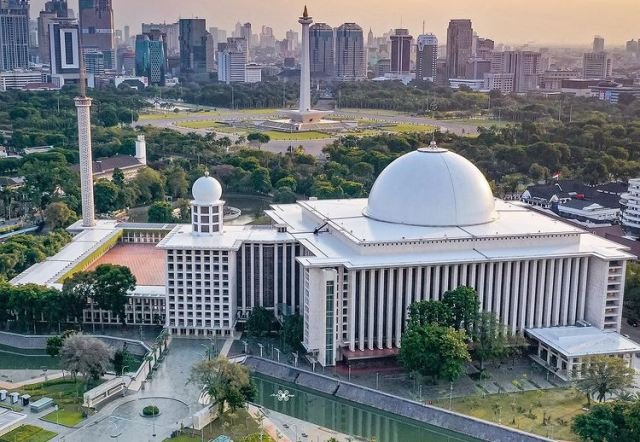 Panduan Lengkap Salat Id 1447 H di Masjid Istiqlal: Lokasi Parkir hingga Akses Pintu Masuk