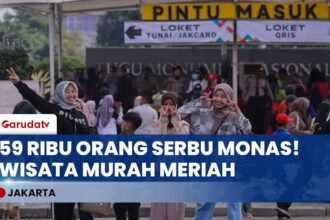 MONAS PECAH REKOR! 59 Ribu Wisatawan Serbu Jakarta, Ada Video Mapping & Air Mancur Menari!