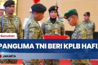 Panglima TNI Beri Kenaikan Pangkat Luar Biasa Kepada Pratu Nawawi, Hafiz Juara Internasional