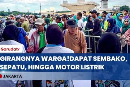 Pesta Rakyat Monas Pecah! Presiden Prabowo Bagi-Bagi Sembako, Makan Gratis & Motor Listrik!