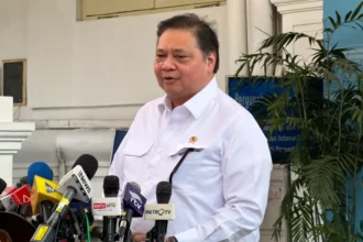 BBM Mahal Akibat Perang, Pemerintah Siapkan Skenario WFH 1 Hari Seminggu Pasca-Lebaran