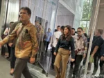 Menkomdigi Meutya Hafid Gandeng BIN dan TNI Geruduk Kantor Meta Indonesia