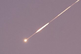 Ilustrasi rudal Iran (REUTERS/Raneen Sawafta).