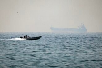 Kapal Tug Boat Musaffah 2 Meledak, Tiga Pelaut WNI Hilang di Perairan Selat Hormuz