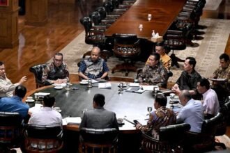 Maraton Rapat di Hambalang: Presiden Prabowo Gaspol Isu Pendidikan, Geopolitik, hingga Arus Mudik