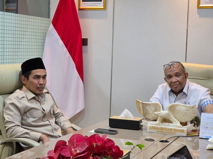 Kolaborasi Kemenhaj dan Kemnaker memperkuat standarisasi layanan haji sekaligus membuka peluang besar bagi ekonomi nasional.