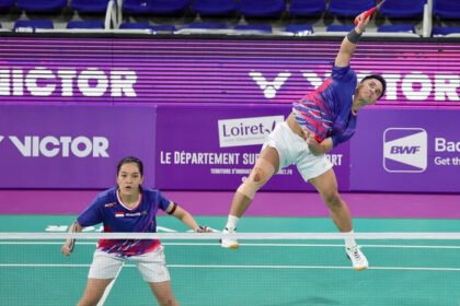 Amri/Nita bangkit dari ketertinggalan untuk memastikan tiket 16 besar Orleans Masters 2026.
