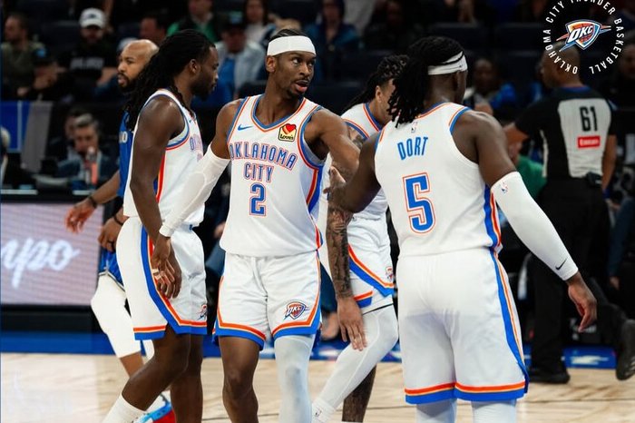 Shai Gilgeous-Alexander tampil luar biasa dengan 40 poin saat Thunder menundukkan Magic dalam laga ketat NBA.
