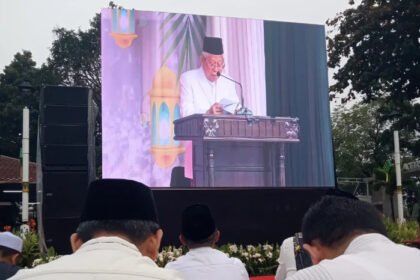 Ma’ruf Amin tekankan Ramadhan sebagai pilar solidaritas ekonomi dan harmoni sosial dalam khotbah Idul Fitri 1447 H di Balai Kota DKI Jakarta.
