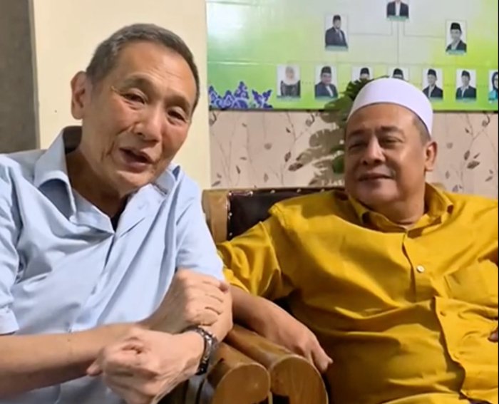 Doa dari ulama Pesantren Buntet Cirebon mengalir untuk Presiden Prabowo agar tetap kuat memimpin Indonesia di tengah berbagai tantangan nasional.