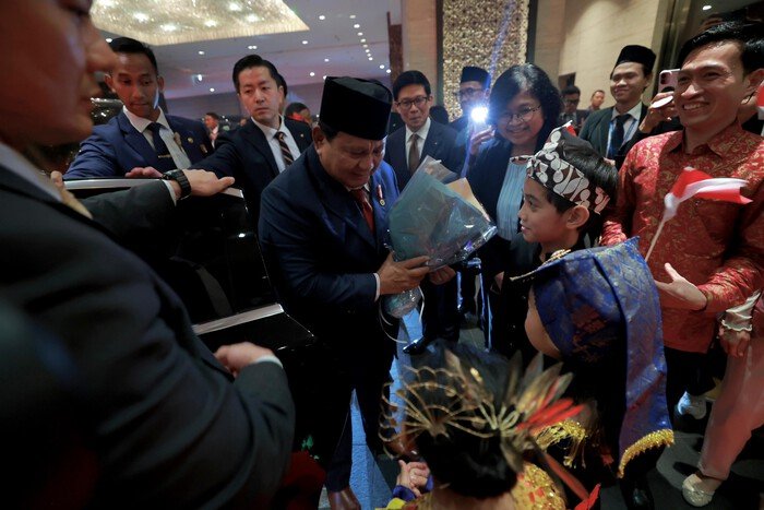 Momen haru anak diaspora Indonesia saat menyambut langsung Presiden Prabowo di Tokyo.