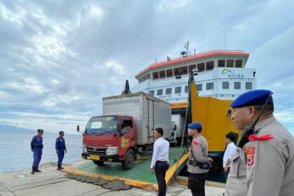 Polri siagakan kapal patroli dan personel gabungan di jalur laut strategis untuk menjamin keselamatan mudik Lebaran 2026.