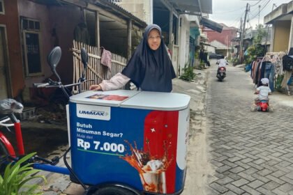 Program UMiMAX Pertamina membantu korban PHK dan masyarakat ekonomi lemah bangkit melalui usaha ultra mikro yang kini mampu menghasilkan pendapatan dan membuka harapan baru bagi keluarga.