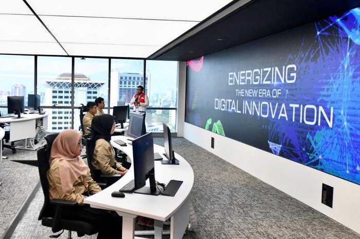 Pertamina Perkuat Budaya Hemat Energi, dari Kantor hingga Program untuk Masyarakat 3 Pertamina Perkuat Budaya Hemat Energi, dari Kantor hingga Program untuk Masyarakat