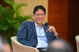 Pemerintah mulai menyalurkan THR 2026 bagi ASN pusat, daerah, dan pensiunan dengan total anggaran mencapai Rp55 triliun.