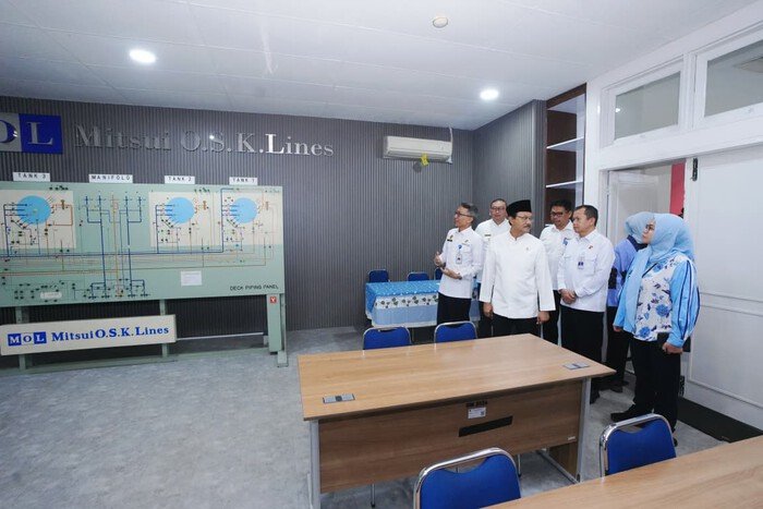 Gus Ipul meninjau langsung kesiapan STIP Marunda sebagai lokasi baru Sekolah Rakyat rintisan untuk memperluas akses pendidikan gratis di Jakarta.