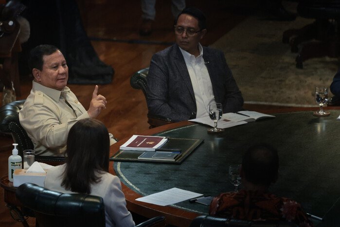 Reformasi pendidikan era Prabowo fokus pada renovasi sekolah dan digitalisasi pembelajaran nasional.