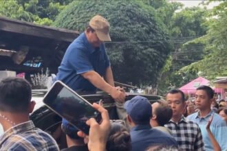 Kunjungan Presiden Prabowo Subianto ke bantaran rel Senen memunculkan harapan baru bagi warga untuk mendapatkan hunian yang lebih layak.