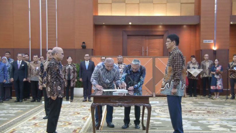 Pesan strategis Menkeu kepada Sekjen baru Kemenkeu menyoroti pentingnya kerja tim, komunikasi publik, dan kesiapan menghadapi tantangan geopolitik global.