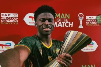 Manchester United semakin dekat mendapatkan Carlos Baleba setelah Brighton melunak soal harga transfer.