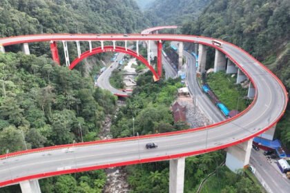 Jalur Lembah Anai dan Sitinjau Lauik dipastikan beroperasi 24 jam selama mudik Lebaran 2026.