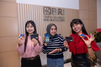 Lonjakan remitansi BRI jelang Idulfitri 2026 menunjukkan peran penting PMI dalam menopang ekonomi keluarga dan daerah.