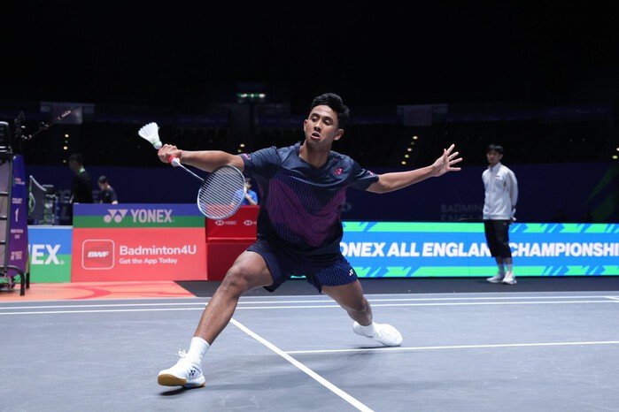 Debut pebulutangkis muda Indonesia di All England 2026 siap mencetak sejarah.