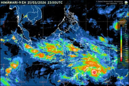 Rincian prakiraan cuaca 22 Maret 2026 di seluruh Indonesia, mayoritas wilayah berpotensi hujan.